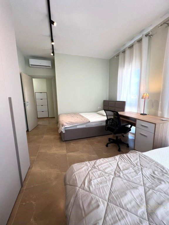 Jepet me Qera Apartament 2+1+2 , Zogu i Zi