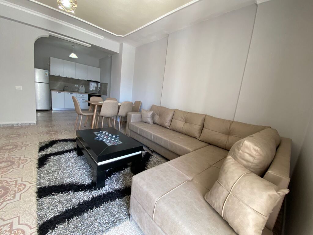 QIRA APARTAMENT 2+1 MARKATA DURRES 550 EURO