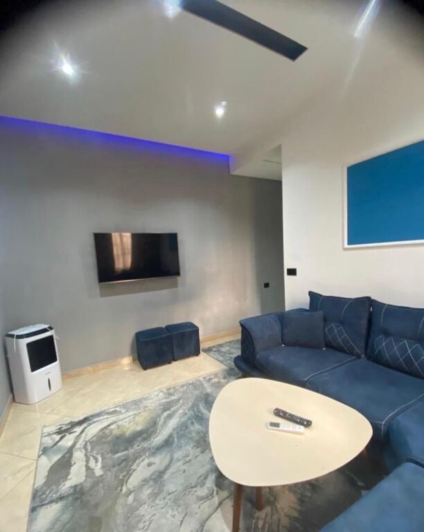 Apartament me qera 2+1 - 📍Kthesa Kamzes, zona e Treshit