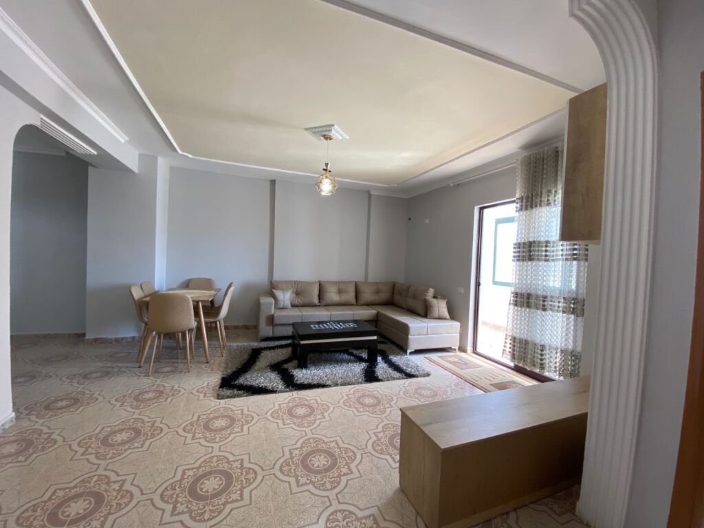 QIRA APARTAMENT 2+1 MARKATA DURRES 550 EURO