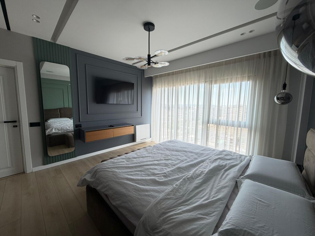 Luxury Duplex for Rent | Square 21, Tirana