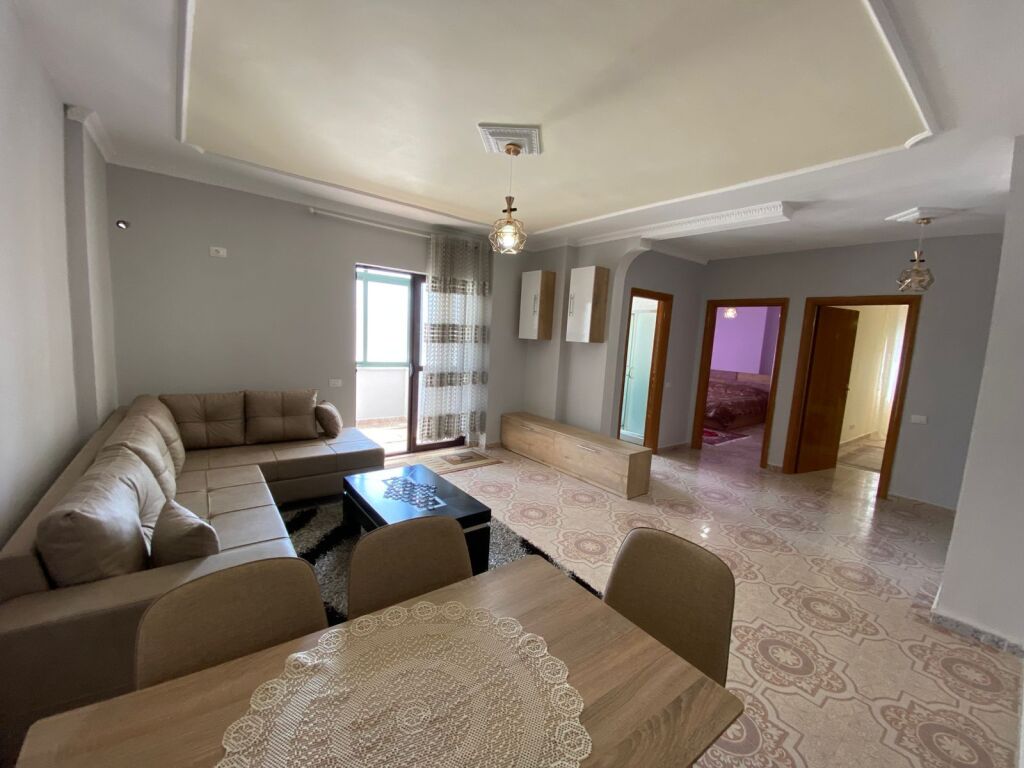 QIRA APARTAMENT 2+1 MARKATA DURRES 550 EURO