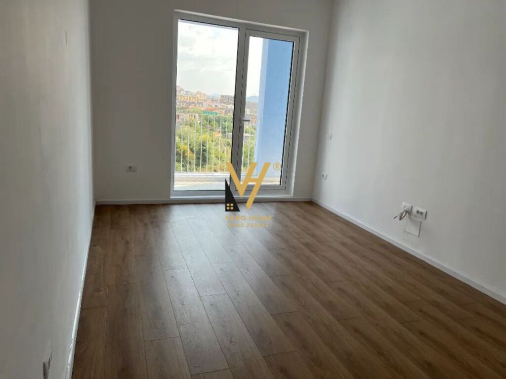 JEPET APARTAMENT 1+1 ME QERA NE FRESK 350 EURO