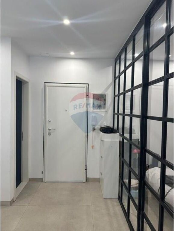 Apartment 1+1 for rent in Myslym Shyri !