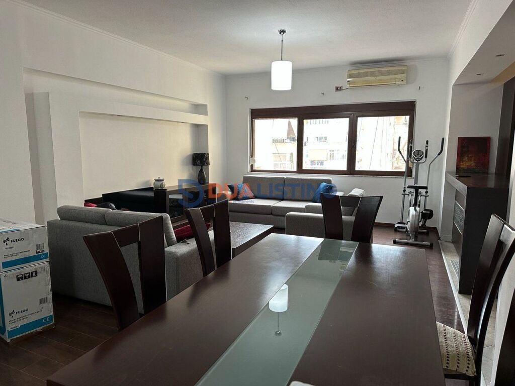 Jepet me qira apartament 2+1+2 pranë Air Albania 📍 Rruga Faik Konica