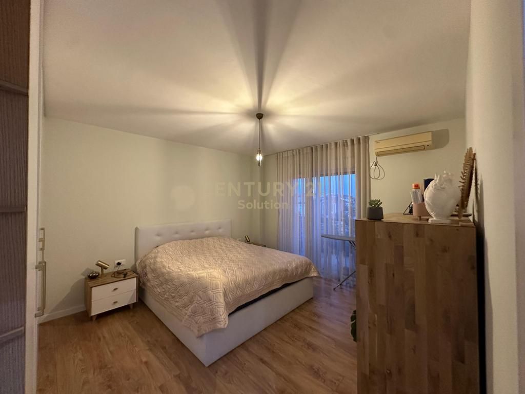 Apartment 2+1+2 for rent at Kolombo Complex, Dry Lake