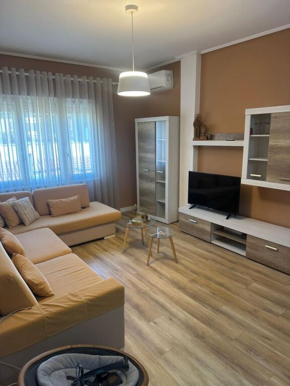 Apartament 2+1 me qera tek Kopshti Zoologjik