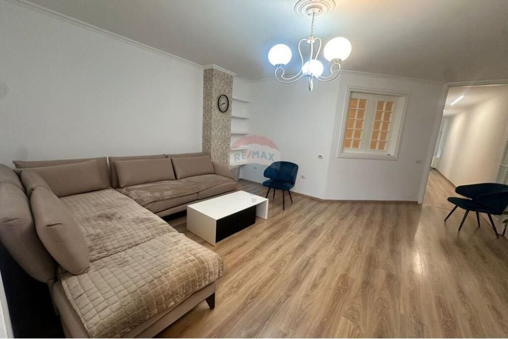 Apartment 3+1+2 for rent Pazari Ri