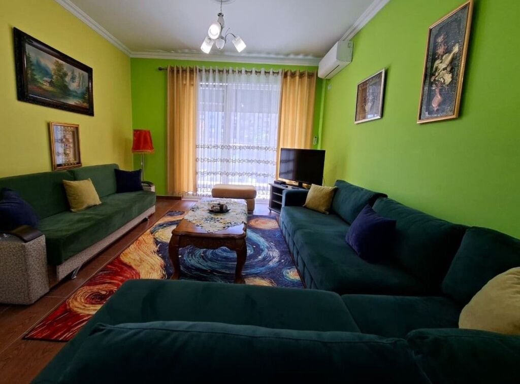 📌 Appartamento 1+1 in affitto – 21 Dicembre, Tirana