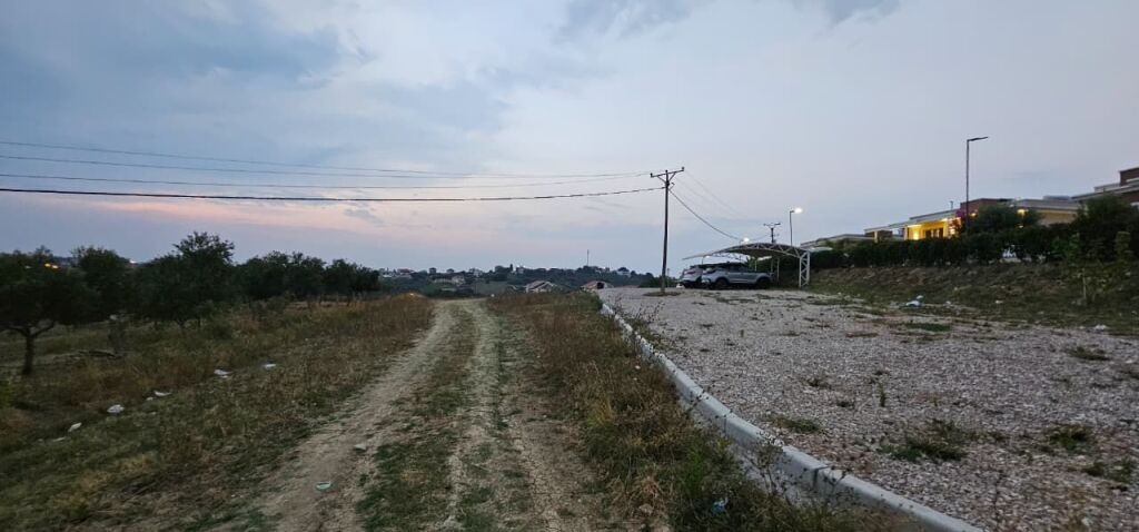 🏞 Land plot for sale with an area of 8,500 m² Shijak