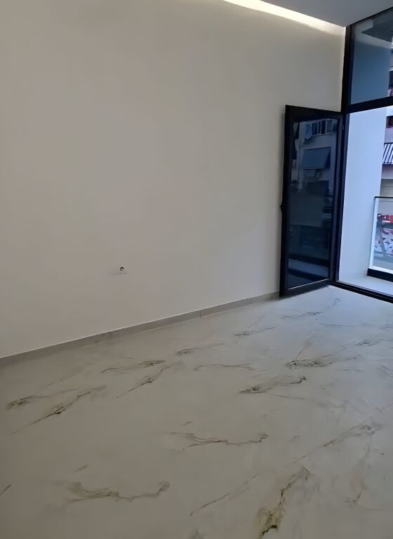 Locale commerciale in affitto – Astir  - Piano: 1 abitazione !