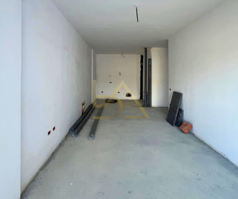 Apartment for Sale– Commune of Paris, Tirana