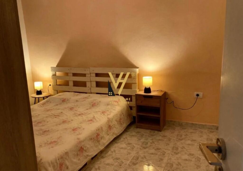 JEPET APARTAMENT 1+1 ME QIRA VASIL SHANTO 45.000 LEKE