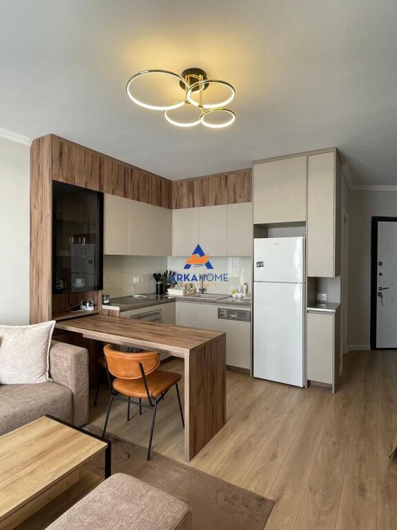 VENDESI APPARTAMENTO 2+1+BALCONE "GRAND GALLERY, YZBERISHT" 175.000 EURO