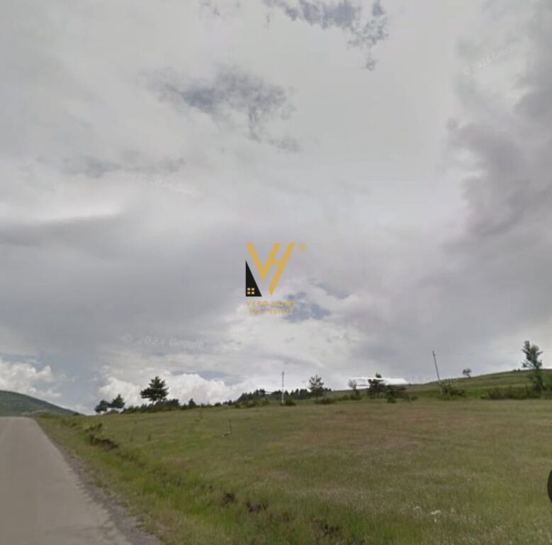 TERRENO IN VENDITA 2.600 M2 A VOSKOPOJA 285.000 EURO