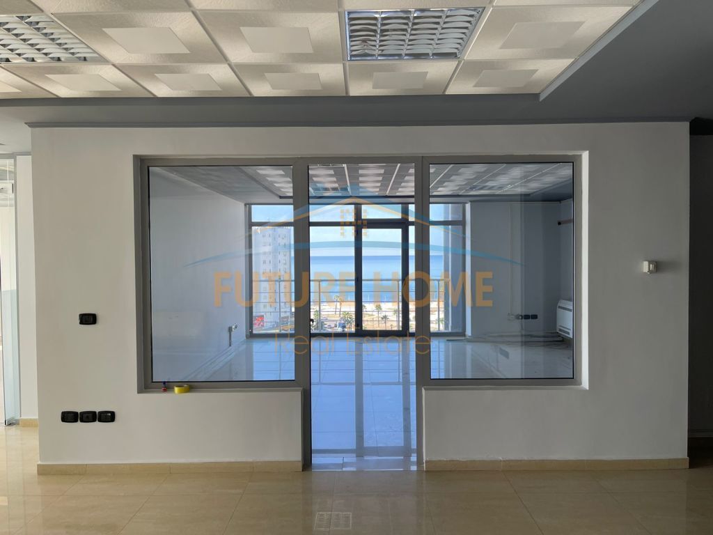 Qera, Ambjent Biznesi, Vollga, Durres