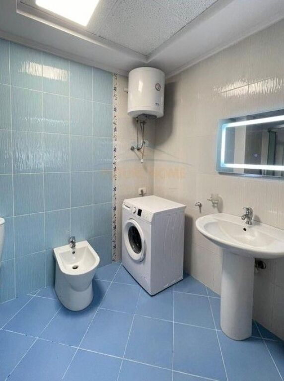 Rent, Apartment 2+1+2, Kristal Center, Paris Commune