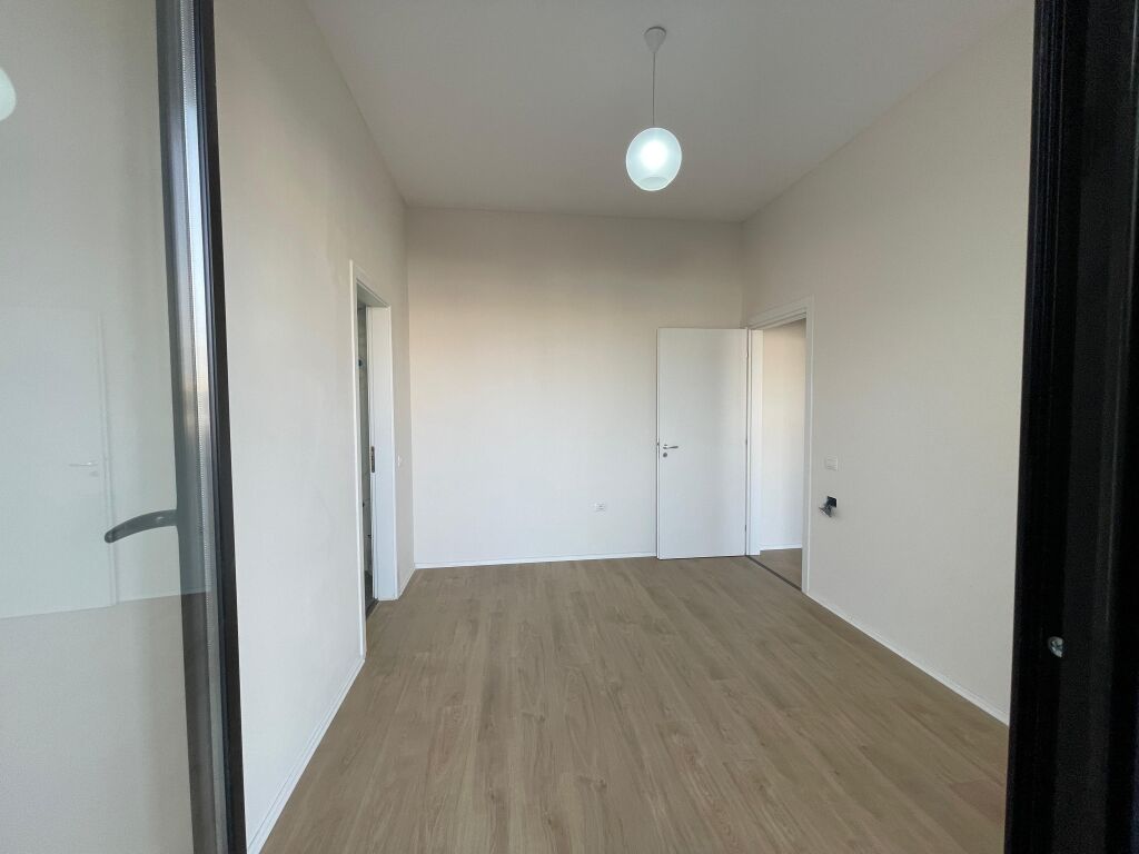 Ufficio o Appartamento in Affitto a Vasil Shanto! 850 Euro / mese