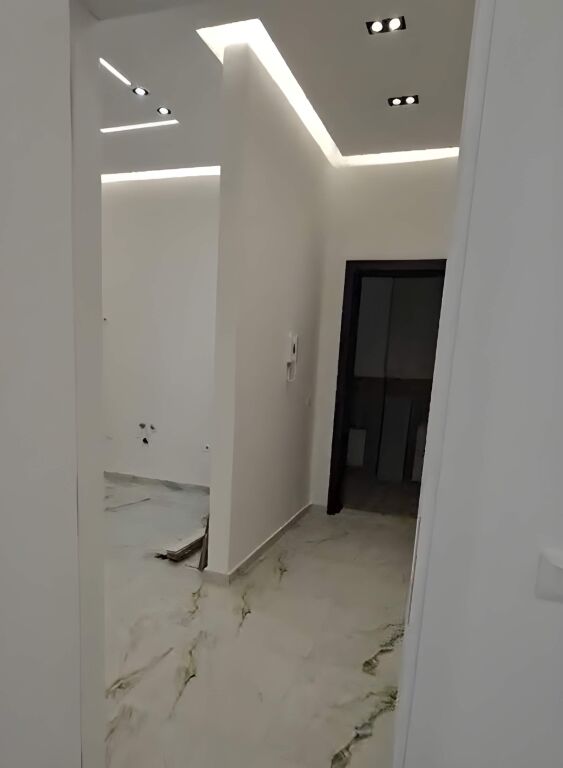 Locale commerciale in affitto – Astir  - Piano: 1 abitazione !