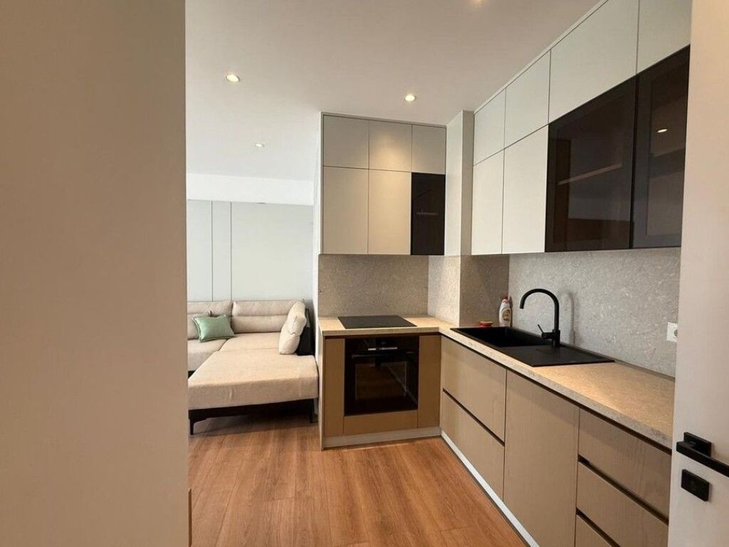 For sale, Apartment 2+1, Center, Tirana