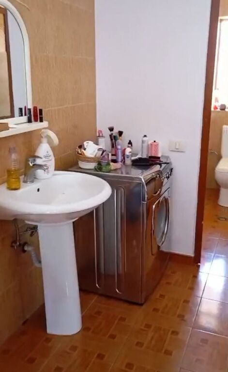 Apartament 2+1 me qira – Kodra e Priftit !
