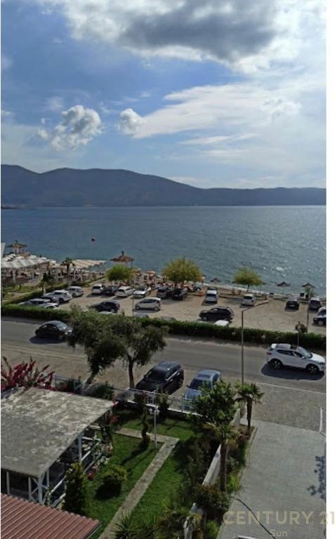 Hotel in Vendita a Radhime!