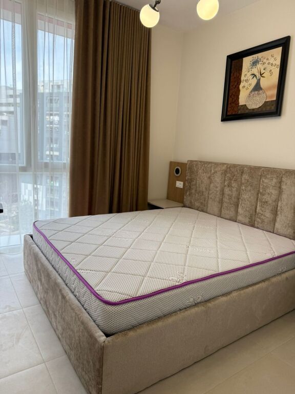 Apartament me qira tek Farmacia 10