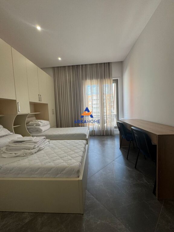APARTMENT FOR RENT 2+1+2 BALCONIES+1 PARKING SPACE "INSIDE THE DELIJORGJ COMPLEX" 1350 EURO