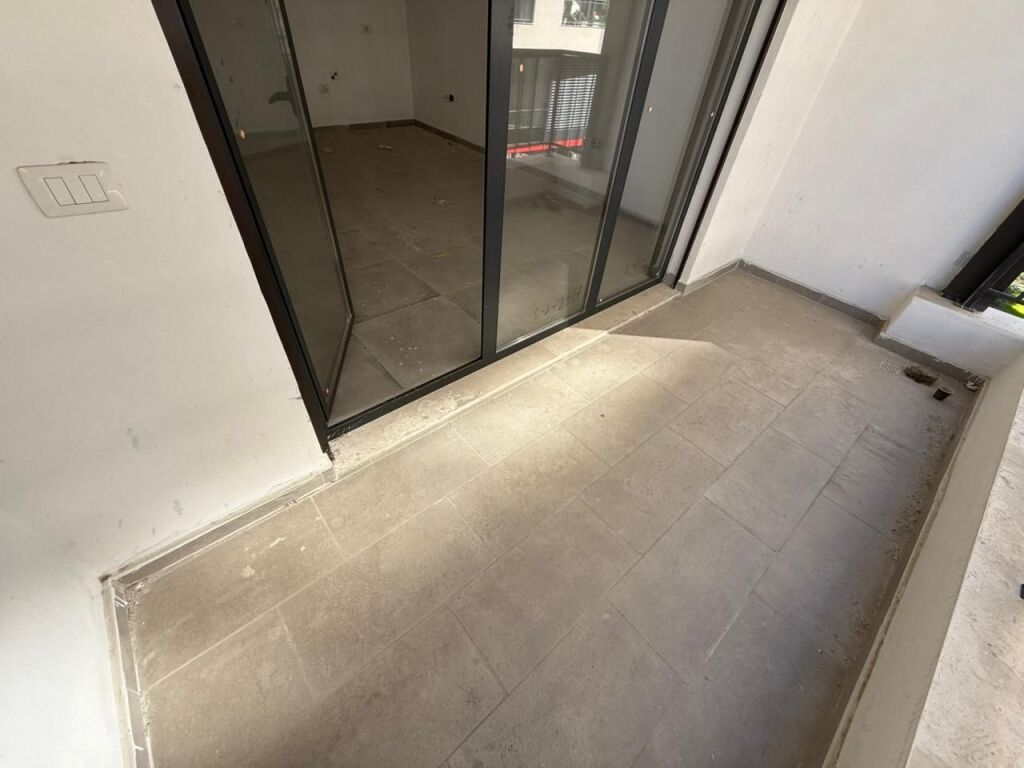 📣 SHITET Apartament 2+1 Me 2 Tualete Dhe Ballkon 📍 Rruga e "Durresit" ✨🏢 Ndertim i Ri