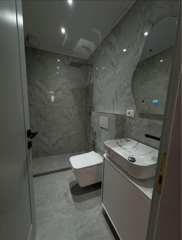 FOR SALE APARTMENT 1+1 – BRRYLI, NEAR THE NEW MATERNITY
