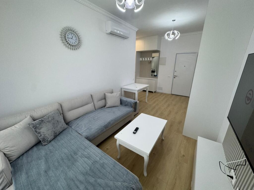 🏡 APPARTAMENTO 1+1 IN AFFITTO  📍 Posizione: Ali Demi, Complesso Kadiu