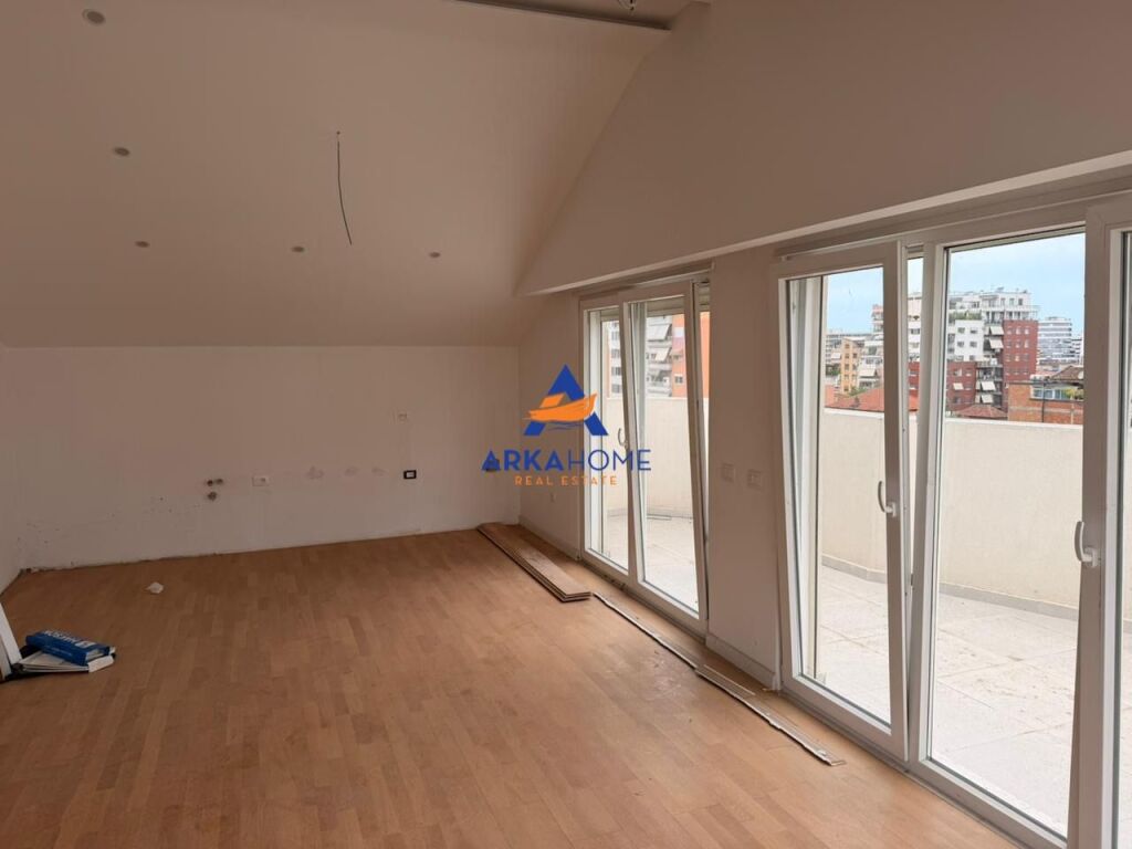 FOR SALE APARTMENT 1+1+VERANDA "AT THE RED SCHOOL, NEW MARKET" 140,000 EURO