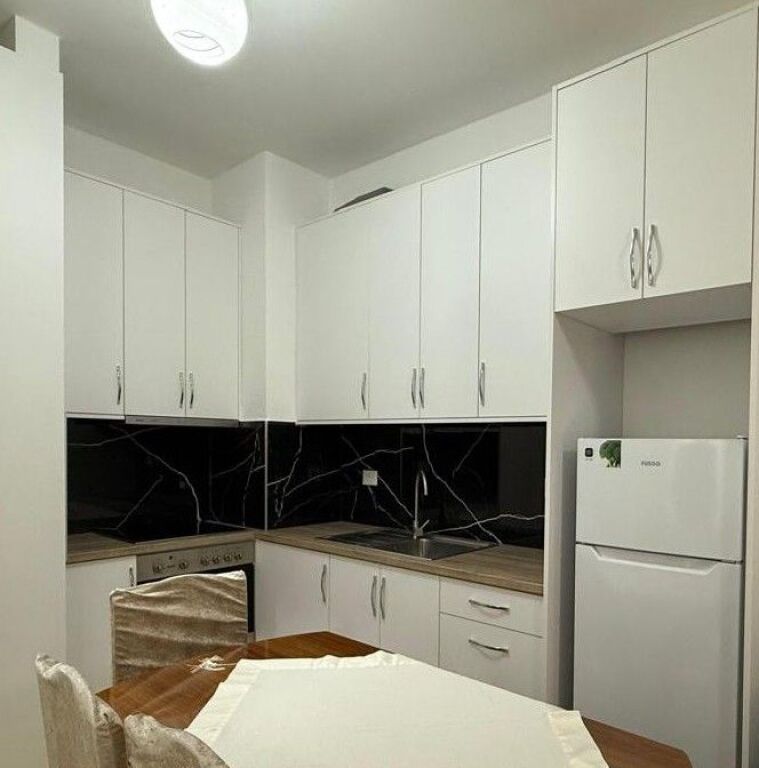 🏡 Appartamento 1+1 in affitto – Complesso Kadiu, Ali Demi 📍