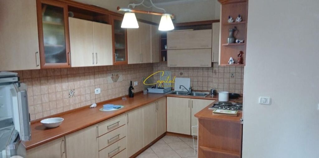OFFICE FOR RENT 150 M2 FORMER EXHIBITION 120,000 LEKE
