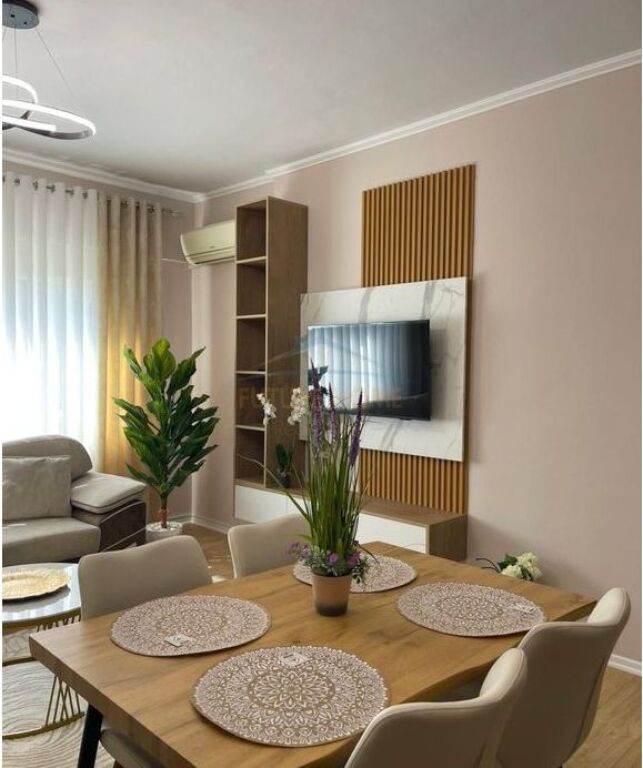 Rent, Apartment 2+1+2, Kristal Center, Paris Commune