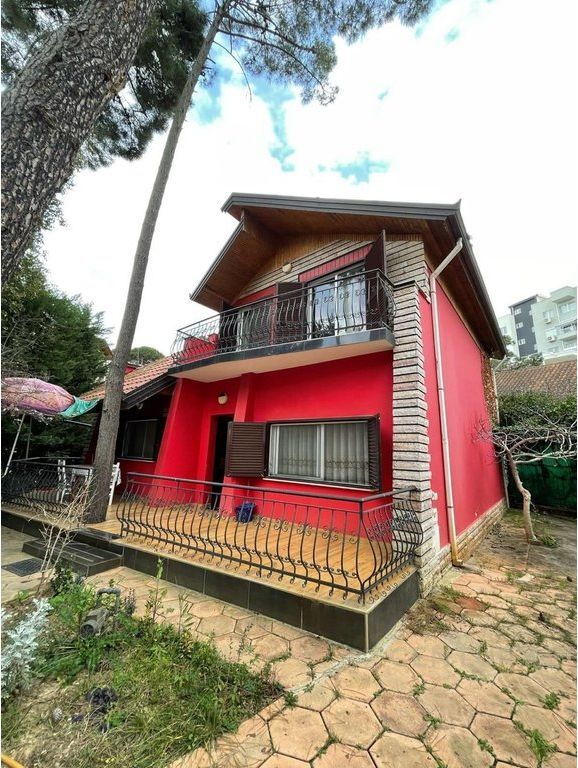 VILLA 4+2 FOR SALE IN GOLEM 150 METERS FROM THE SEA!!!