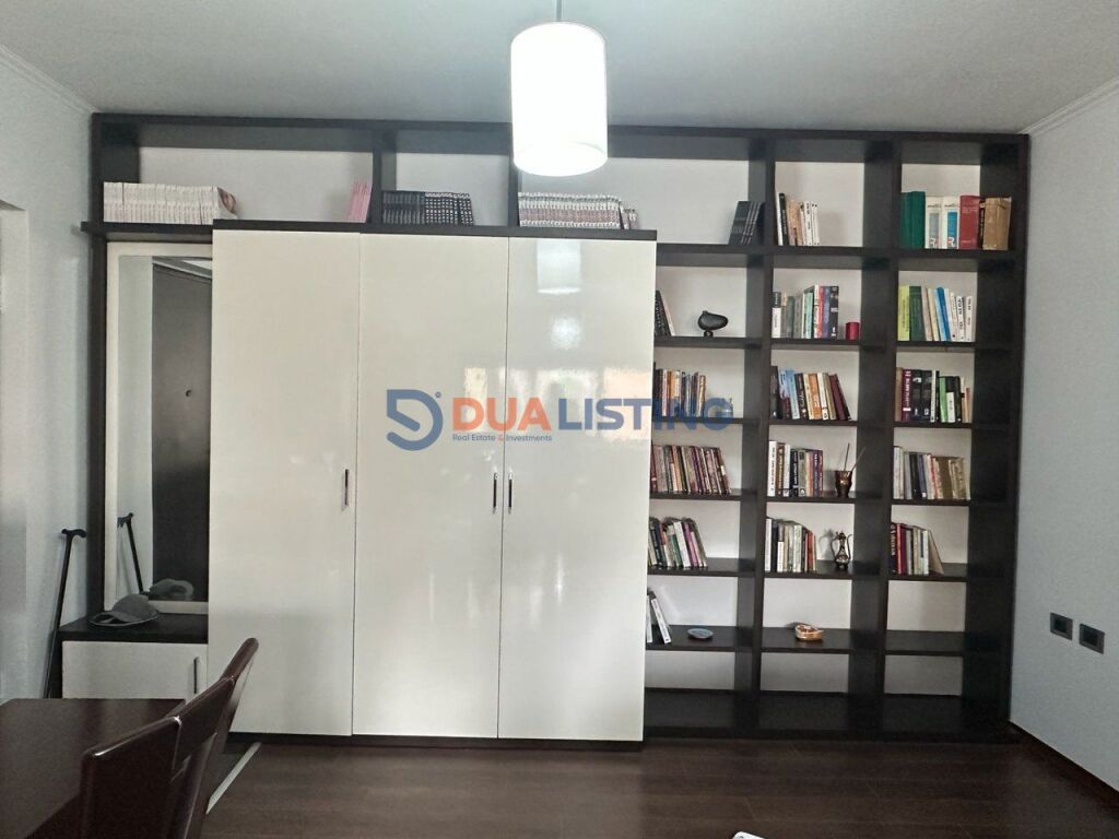 Jepet me qira apartament 2+1+2 pranë Air Albania 📍 Rruga Faik Konica