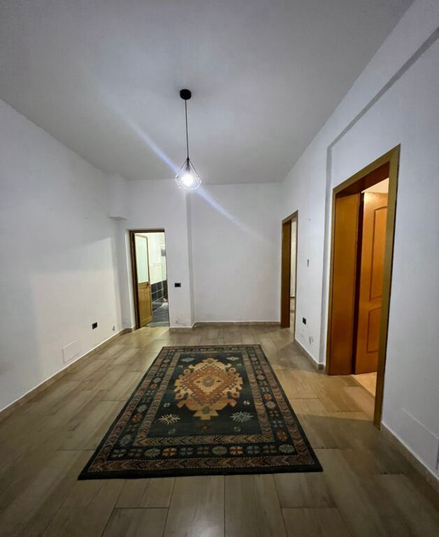 Apartament 2+1 per Qera tek Hotel Meridiani