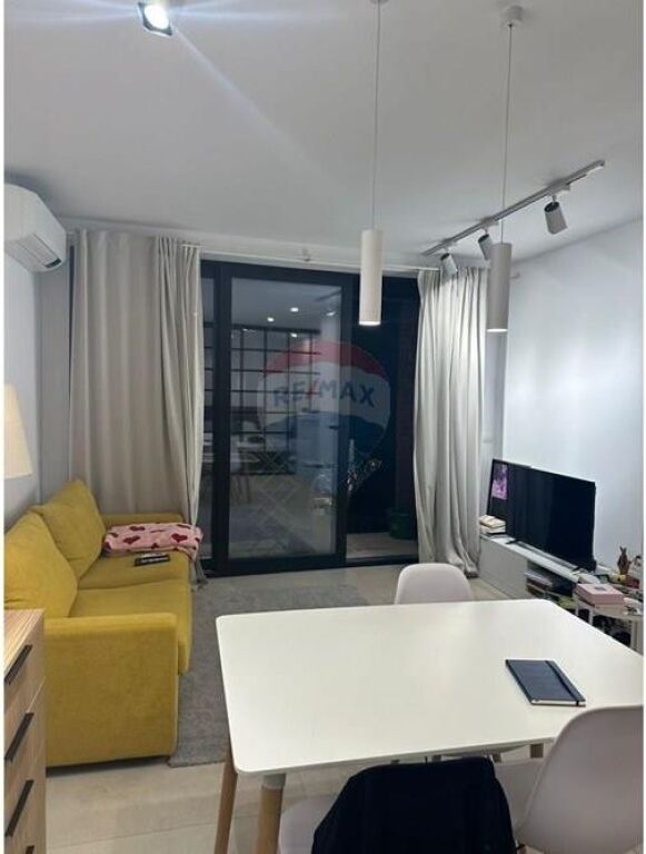 Apartment 1+1 for rent in Myslym Shyri !