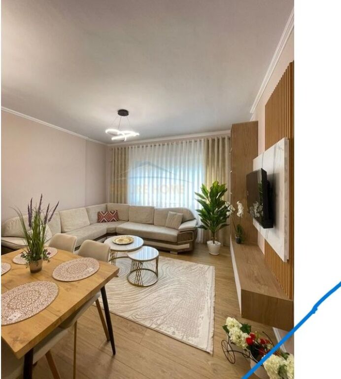 Rent, Apartment 2+1+2 , Kristal Center , Commune of Paris, Tirana.