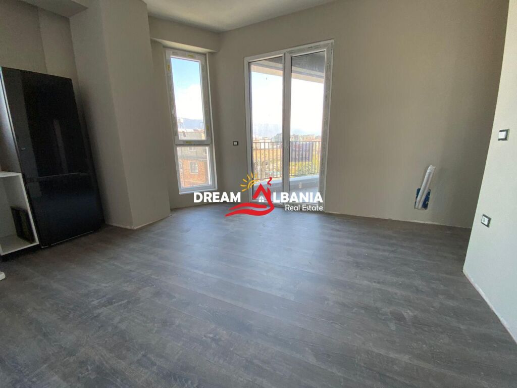 Apartment 3+1+2 For Sale In Komuna E Parisit (ID 4131498)