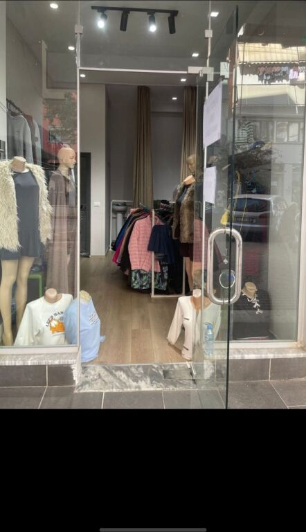 Open Space Shop for Rent in Astir
