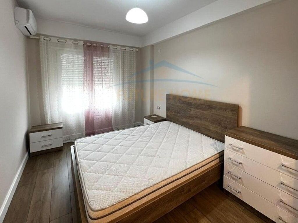 Qera, Apartament 1+1, Kodra e Diellit, Tiranë.