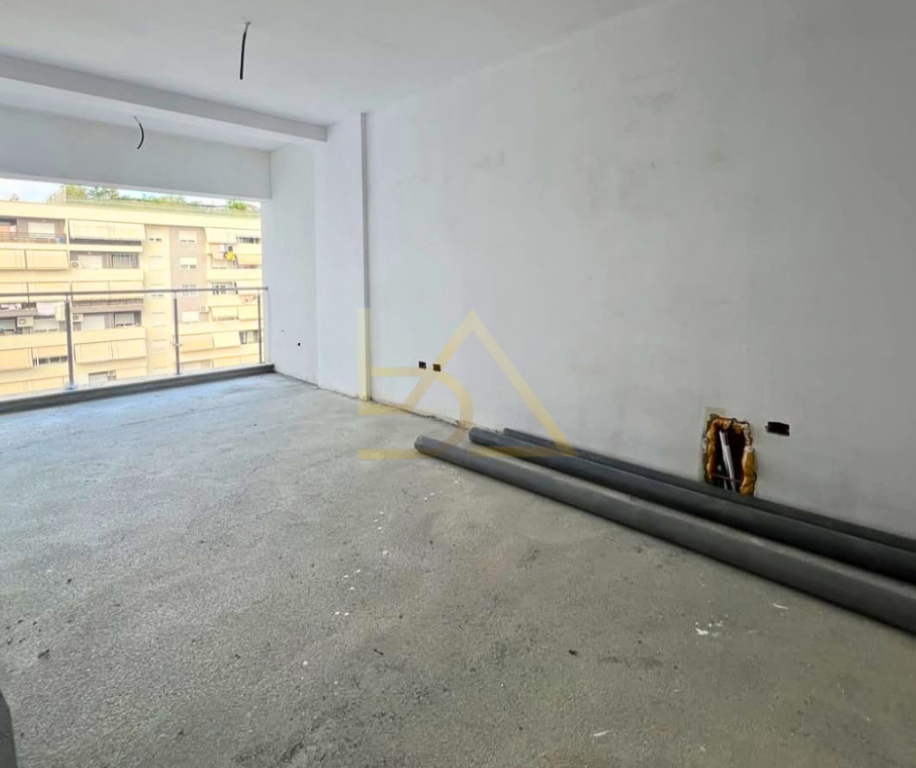 Apartment for Sale– Commune of Paris, Tirana
