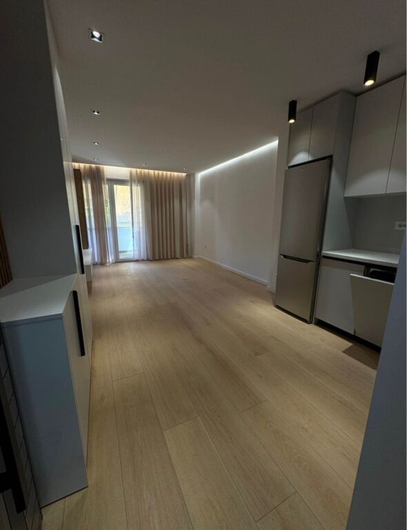 FOR SALE APARTMENT 1+1 – BRRYLI, NEAR THE NEW MATERNITY
