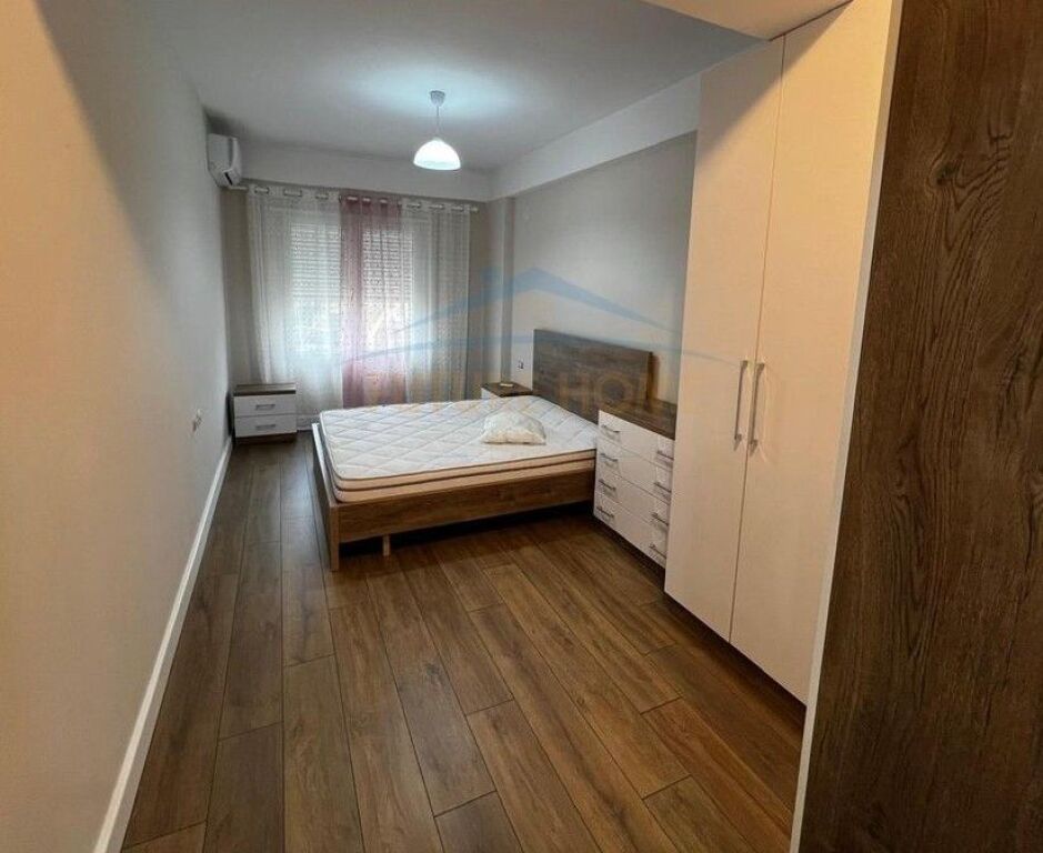 Qera, Apartament 1+1, Kodra e Diellit, Tiranë.
