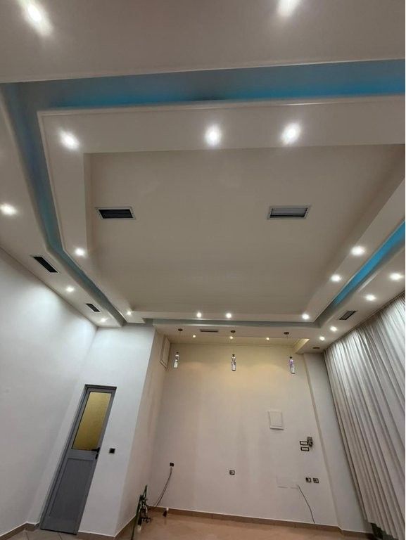 Dyqan për Qira pranë Rrugës Jordan Misja, Tiranë 450 € /Muaj