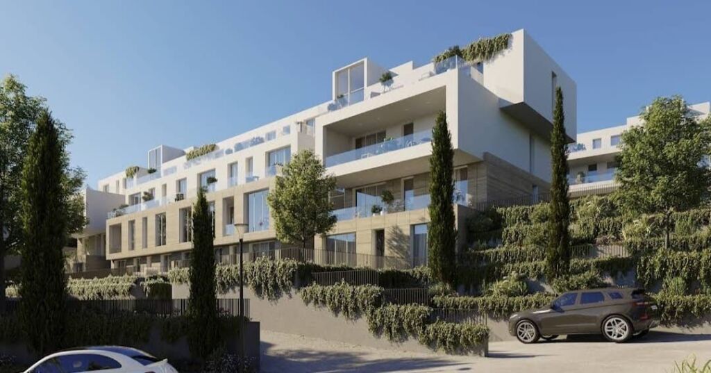 🔥 SUPER OFFER – 3+1 WITH YARD NEAR FARKË LAKE 🌿