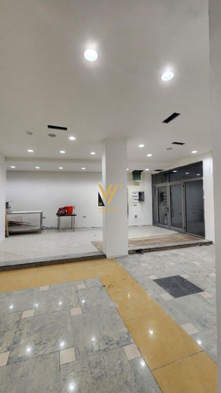 BUSINESS PREMISES 150 M2 FOR RENT ON KAVAJA STREET 1,500 EURO