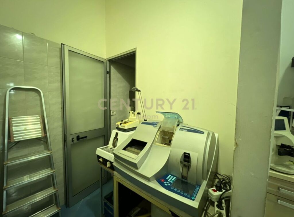 Commercial Space for Rent